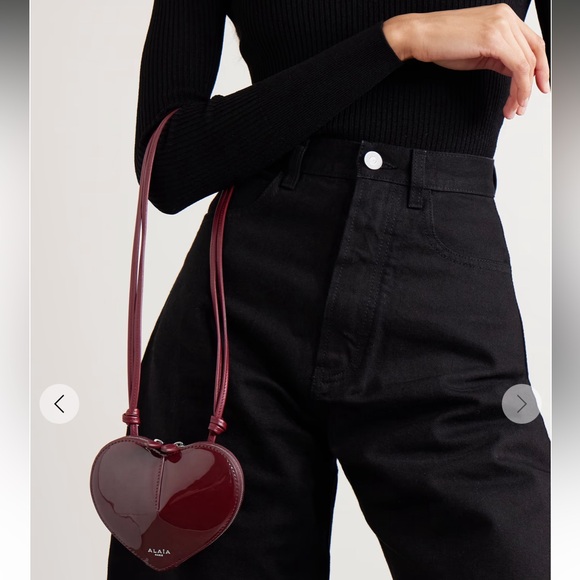 Alaia Le Coeur (Heart) Small Red Leather Calfskin Bag, RARE IN THIS COLOR & SIZE - Picture 16 of 17